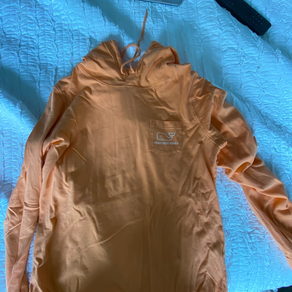 Women’s vineyard vines long sleeve hoodie tshirt